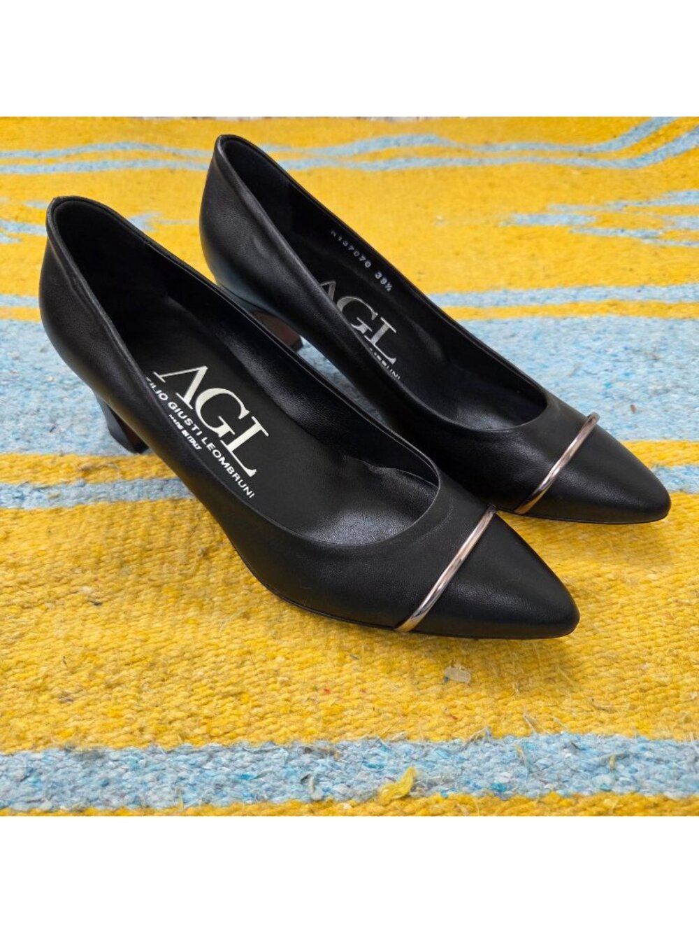 AGL Attilio Giusti Leombruni Black Leather Pointed Toe Block Heel Shoes Size 39.